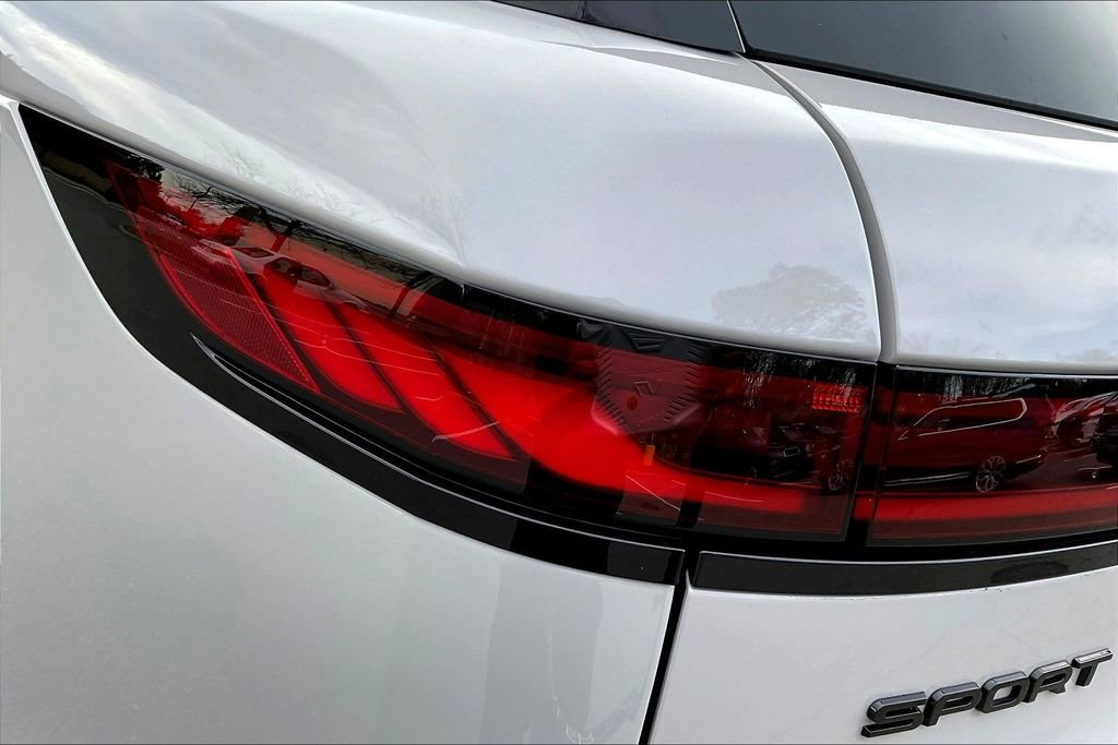 Used 2025 Land Rover Range Rover Sport Dynamic SE image 22