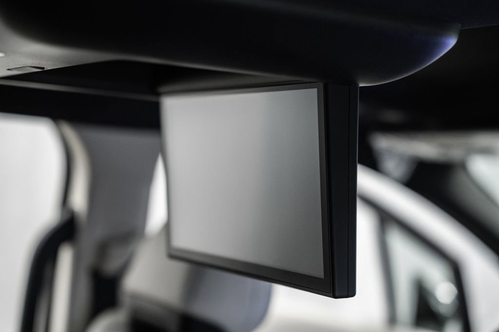 New 2026 Toyota Sienna Platinum image 38