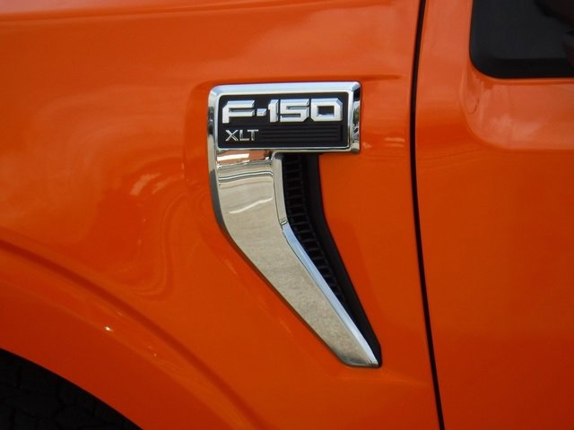 Used 2024 Ford F150 XLT w/ Tow/Haul Package image 3