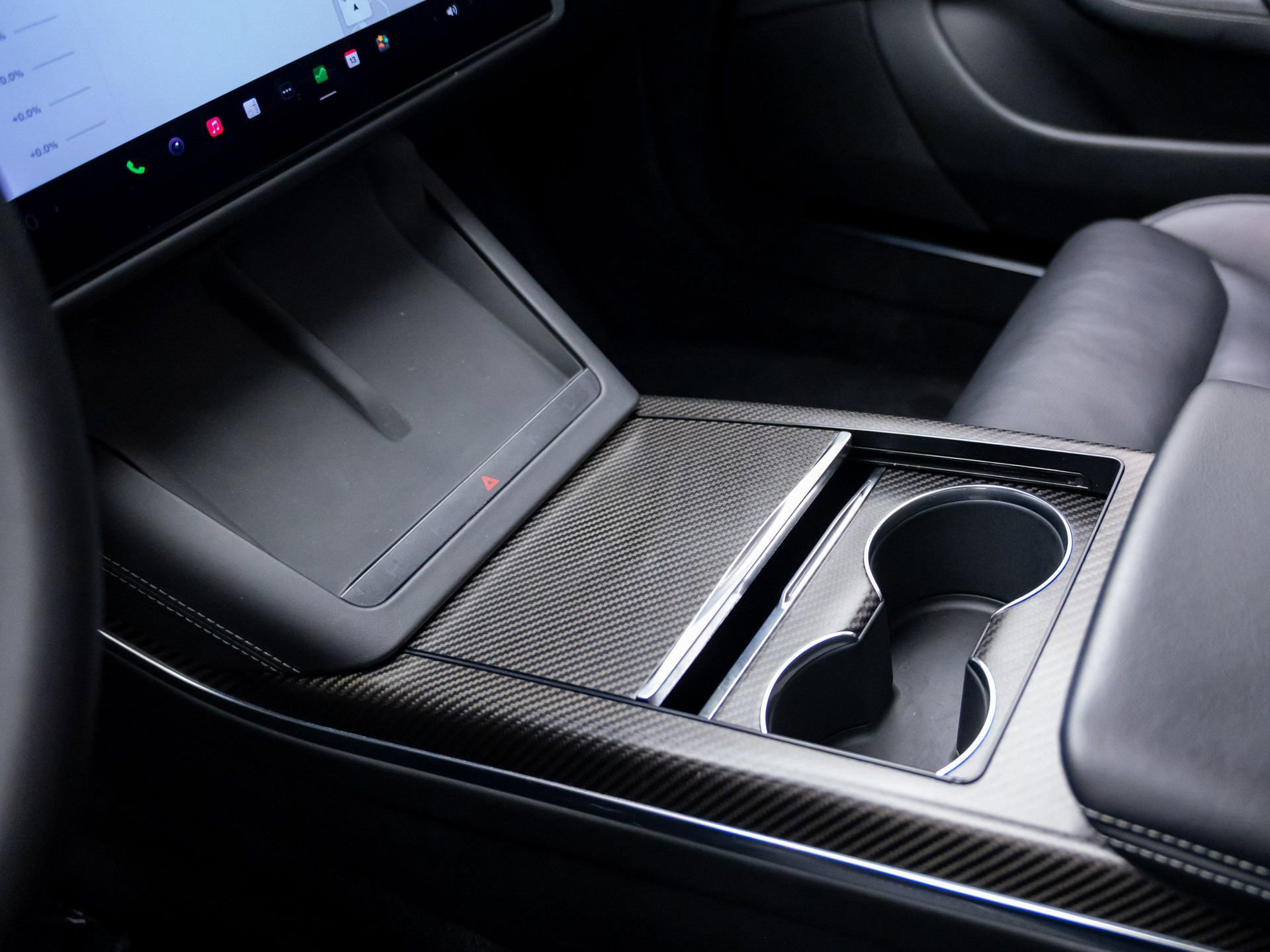 Used 2021 Tesla Model S Plaid image 11