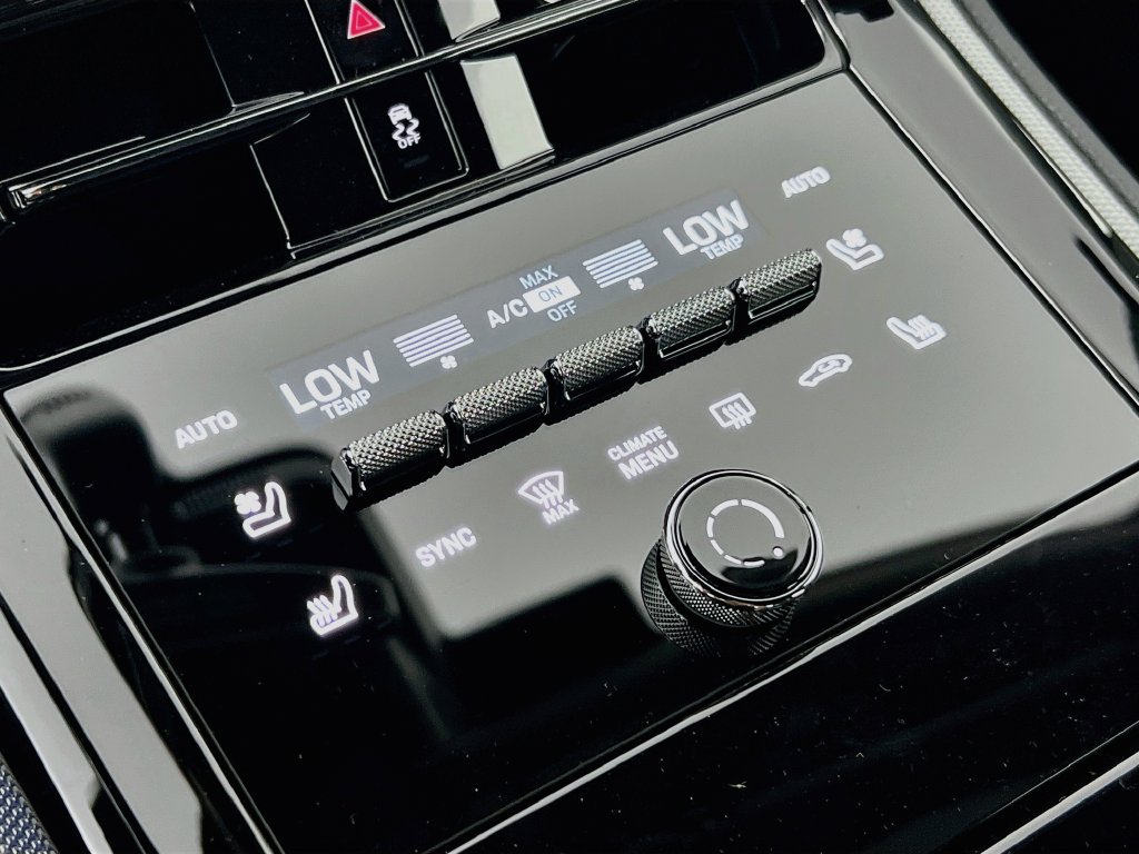 New 2026 Porsche Panamera 4 AWD/4WD image 18