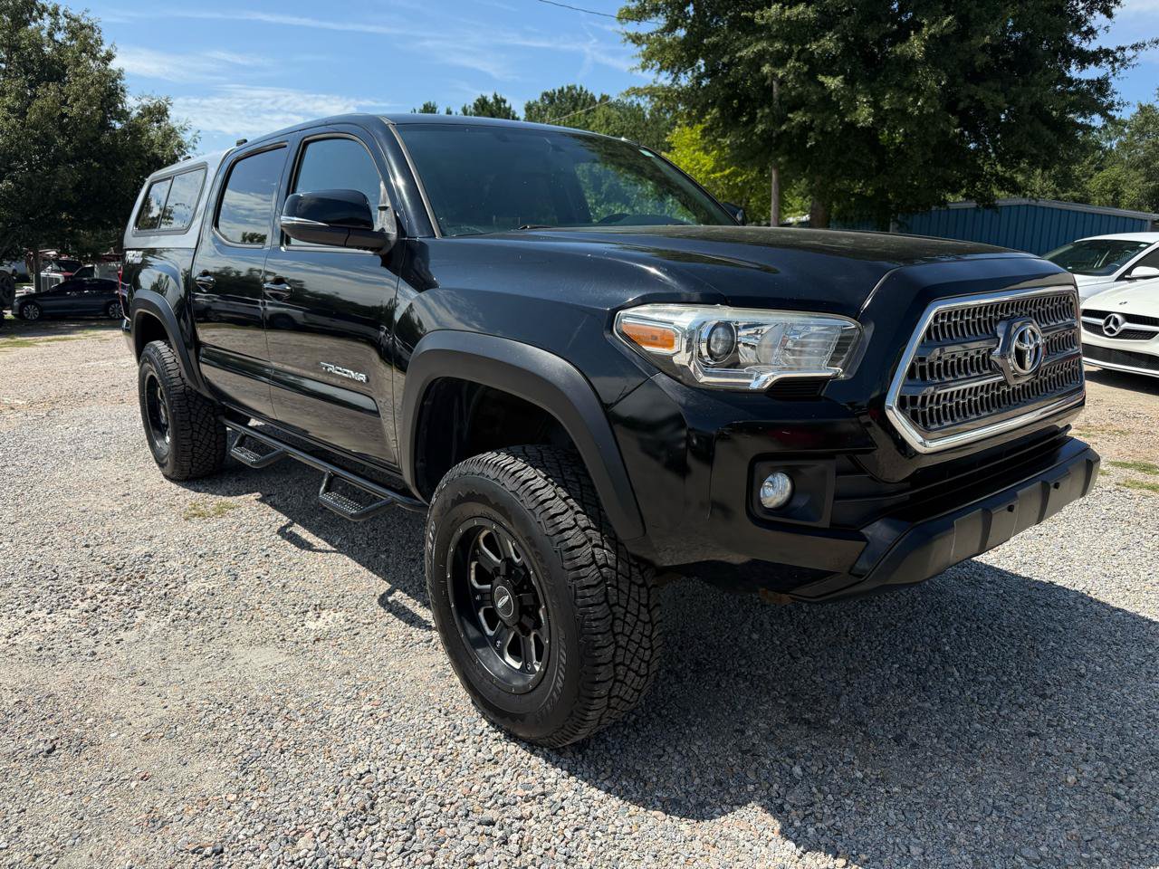 Used 2016 Toyota Tacoma TRD Off-Road w/ Towing Package RWD image 3