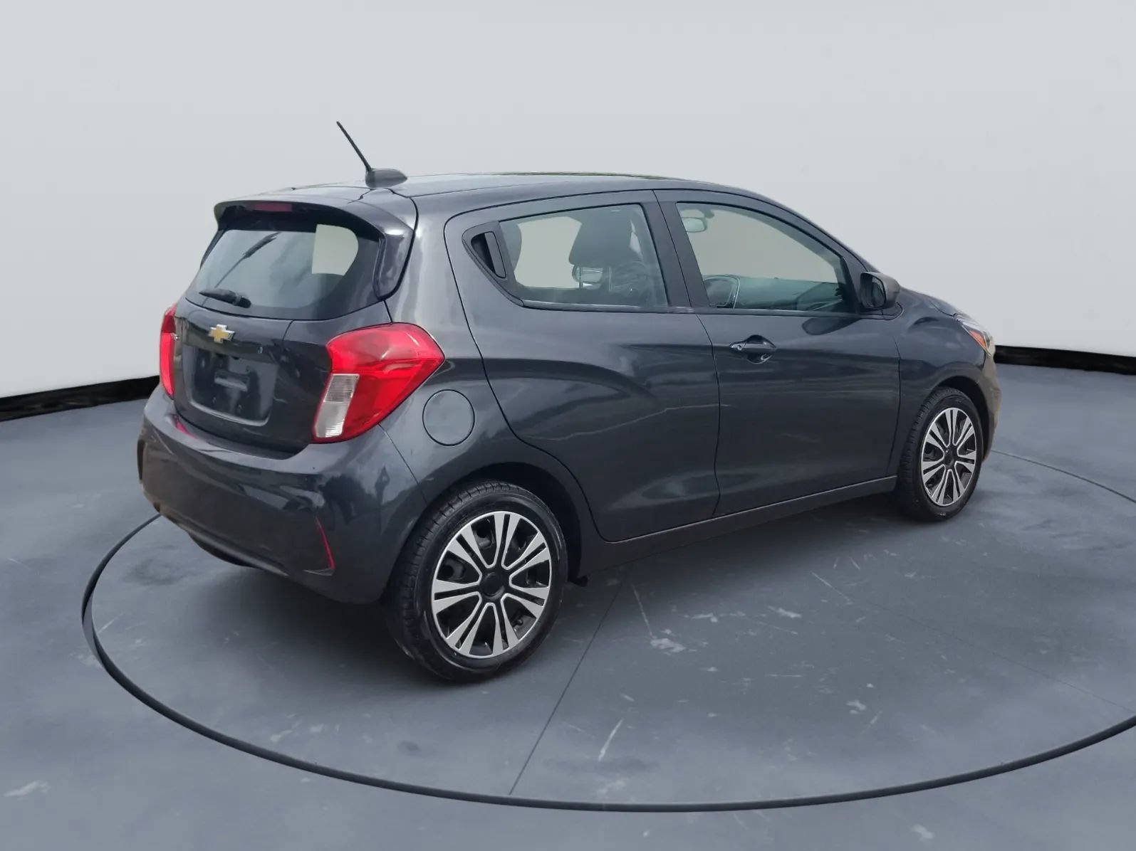 Used 2019 Chevrolet Spark LS FWD image 5