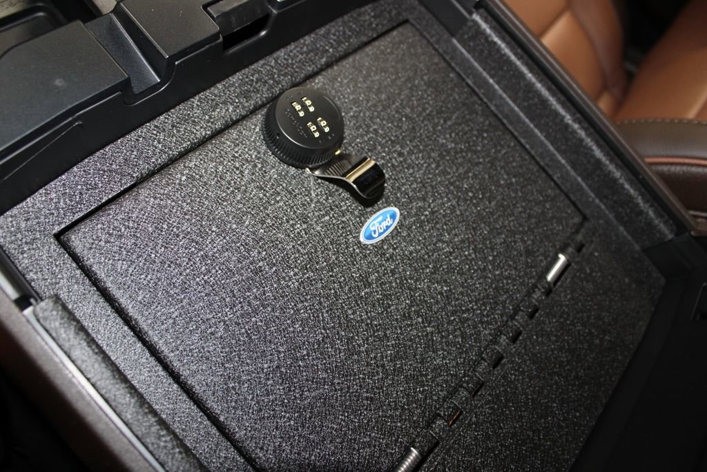 New 2026 Ford F350 King Ranch w/ Tremor Off-Road Package image 70