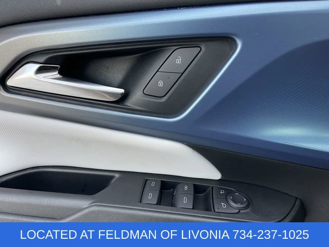 Certified 2025 Chevrolet Equinox EV LT image 22