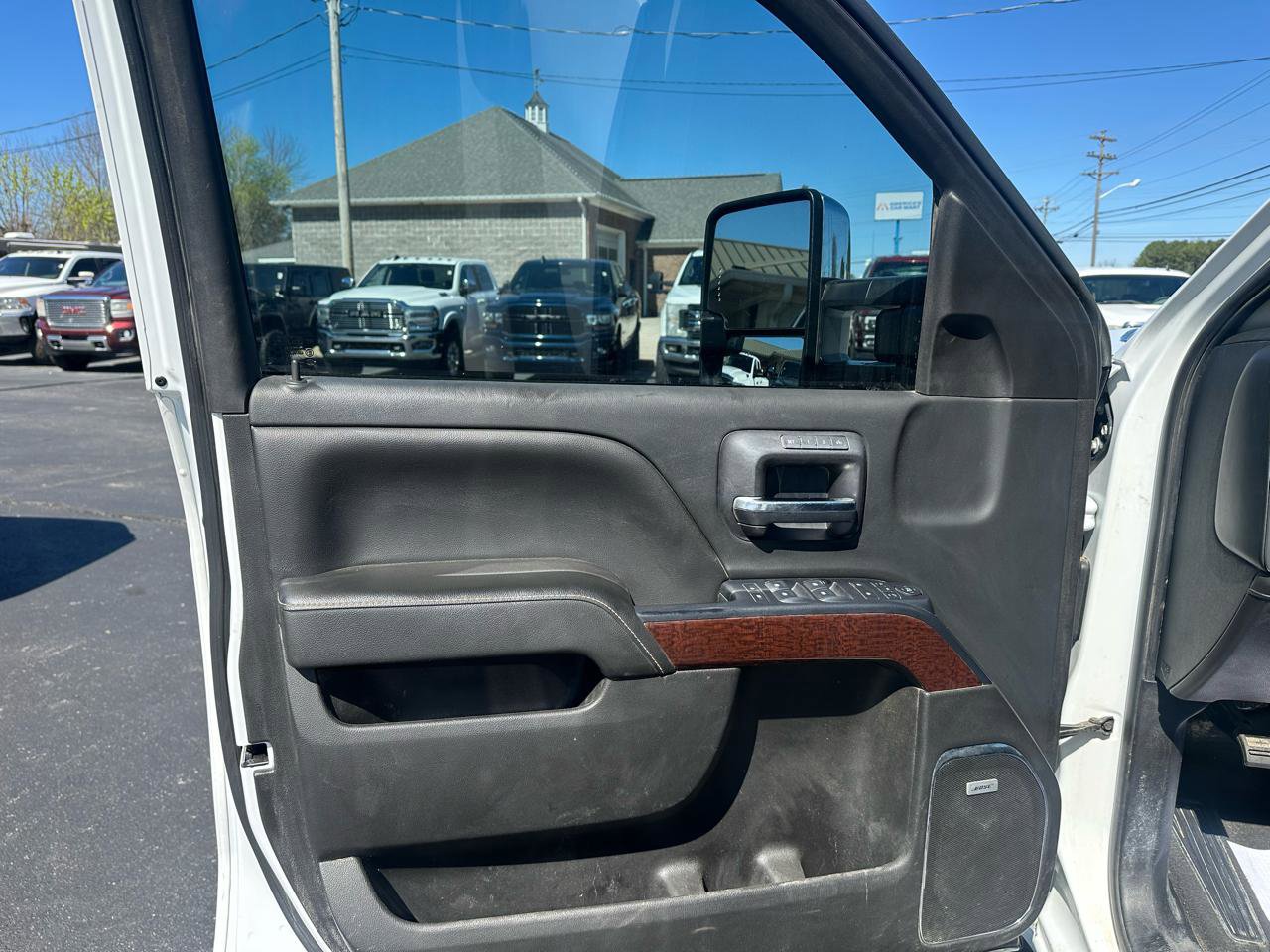 Used 2019 GMC Sierra 2500 SLT w/ Duramax Plus Package image 10