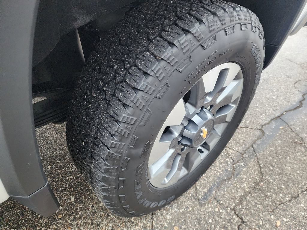 Certified 2022 Chevrolet Silverado 3500 LT w/ Convenience Package image 9