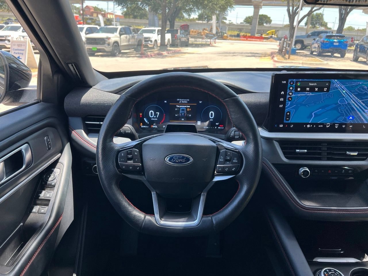 Used 2025 Ford Explorer ST-Line w/ ST-Line Street Pack AWD/4WD image 15
