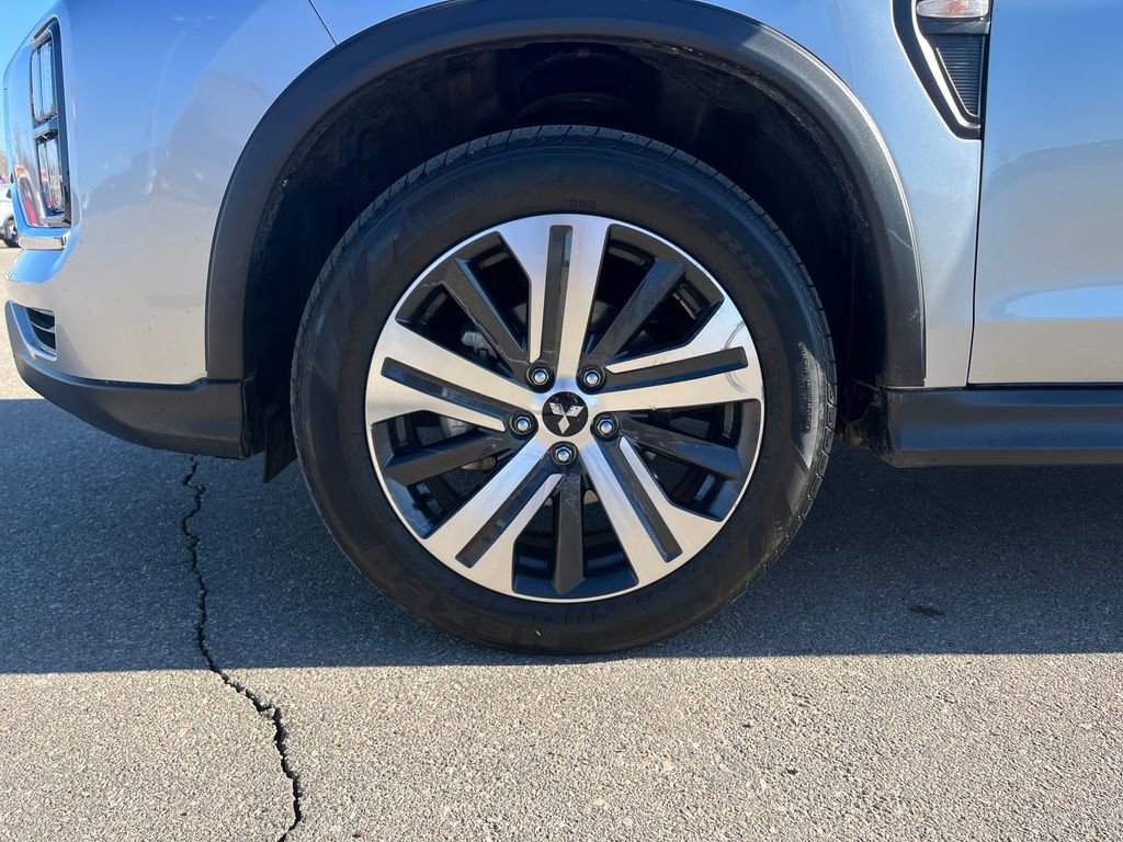 Used 2025 Mitsubishi Outlander Sport SE image 28