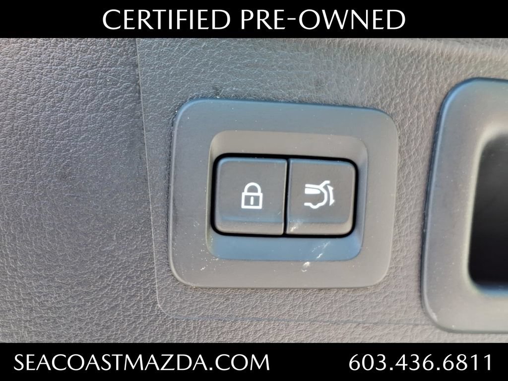 Used 2025 MAZDA CX-50 Meridian Edition w/ Apex Package AWD/4WD image 17