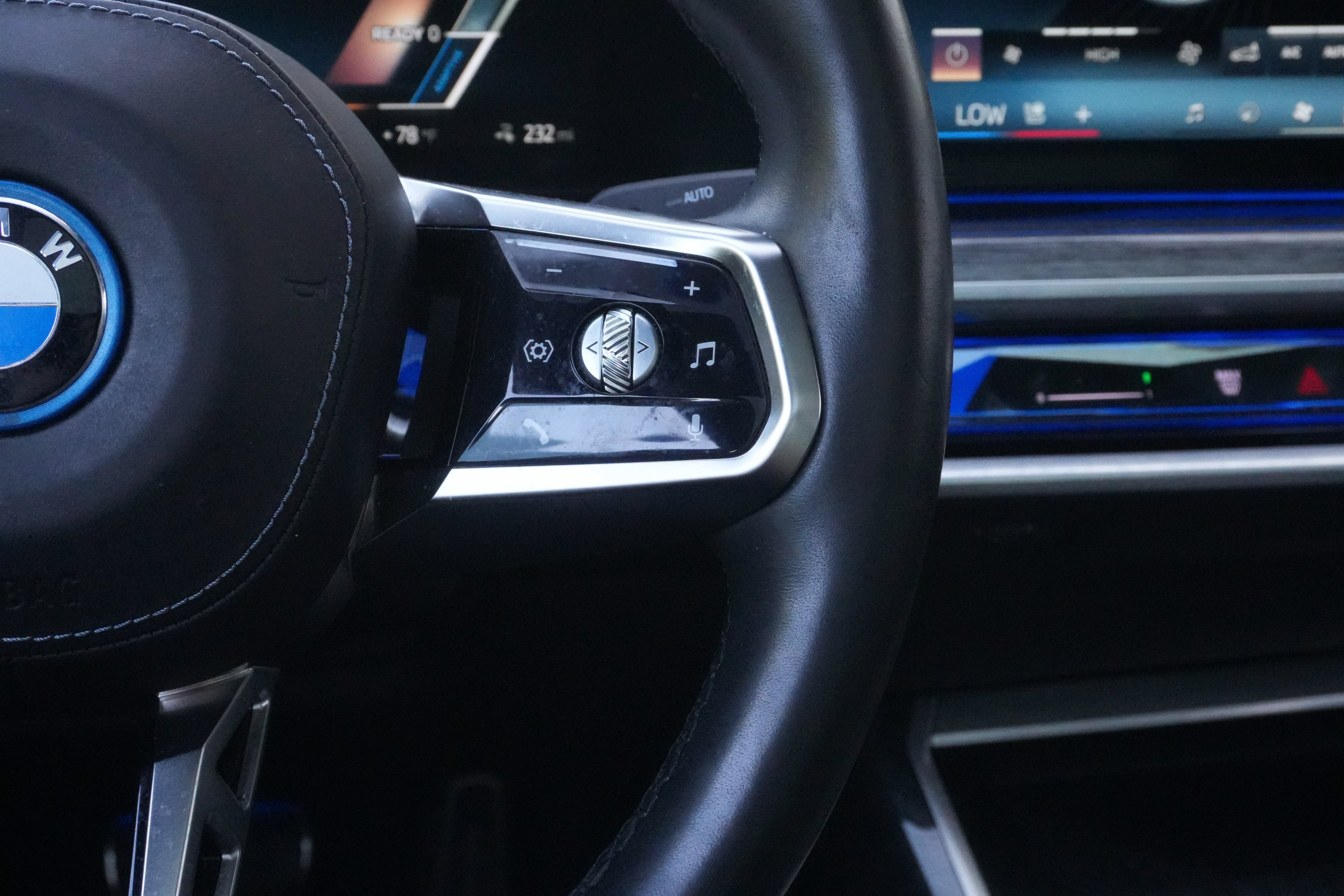 Certified 2023 BMW i7 xDrive60 AWD/4WD image 20