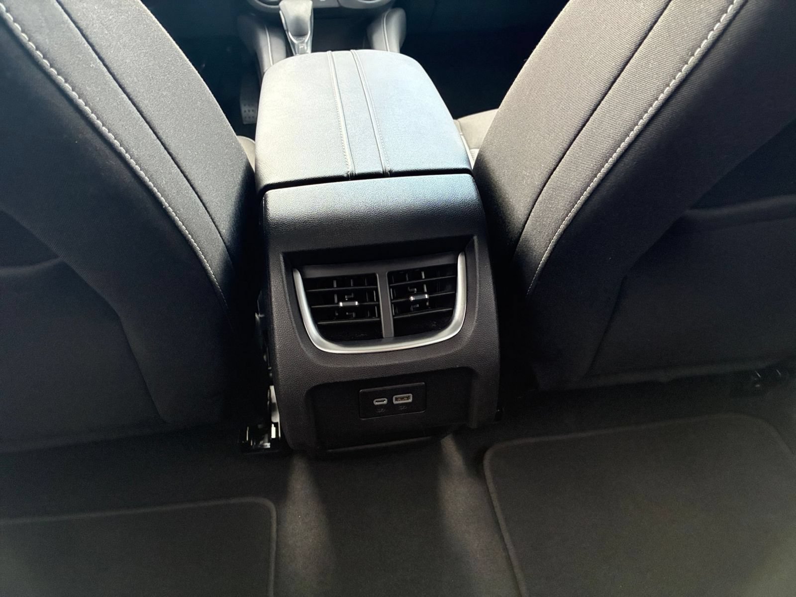 Used 2026 Chevrolet Blazer LT AWD/4WD image 22