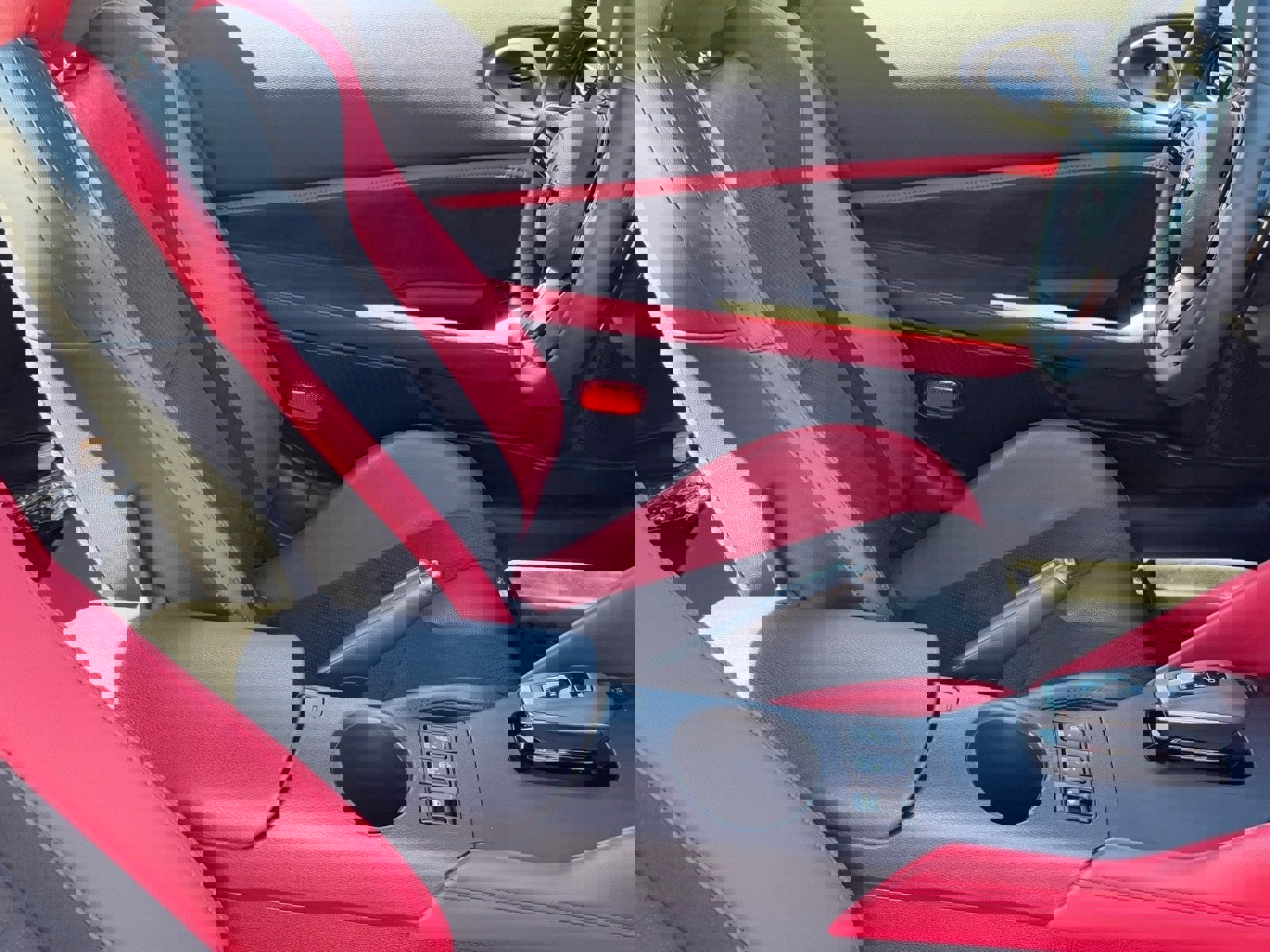 Certified 2024 Nissan Z Performance w/ Floor Mat Package image 10