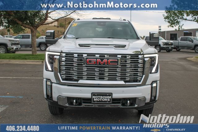 Used 2024 GMC Sierra 3500 Denali w/ Denali Reserve Package AWD/4WD image 5