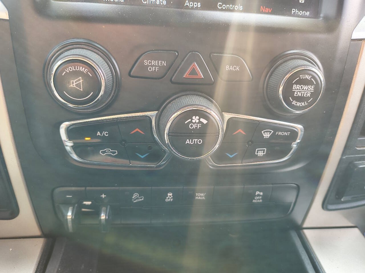 Used 2018 RAM 2500 Outdoorsman AWD/4WD image 28
