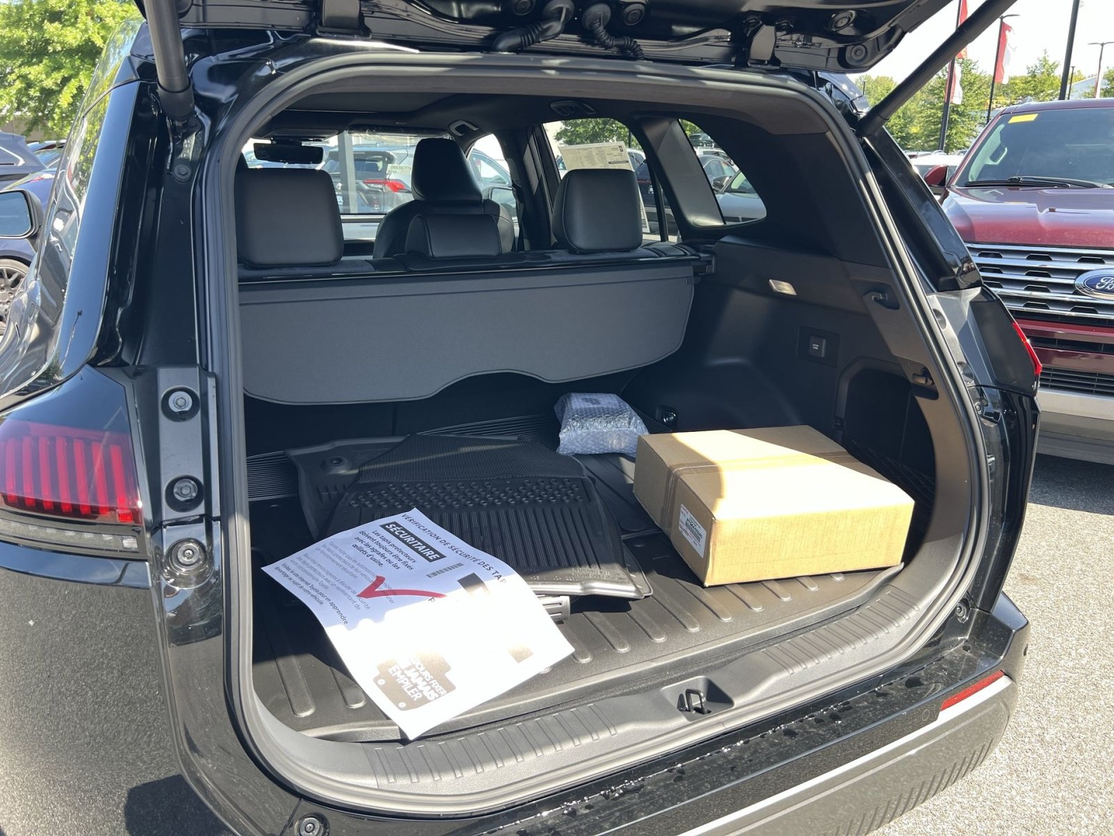 New 2026 Toyota RAV4 XSE AWD/4WD image 20