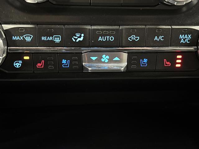 Used 2022 Ford F150 Lariat w/ Equipment Group 502A High image 8