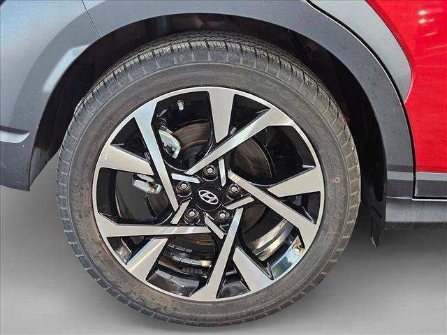 Used 2023 Hyundai Kona Limited w/ Cargo Package FWD image 20