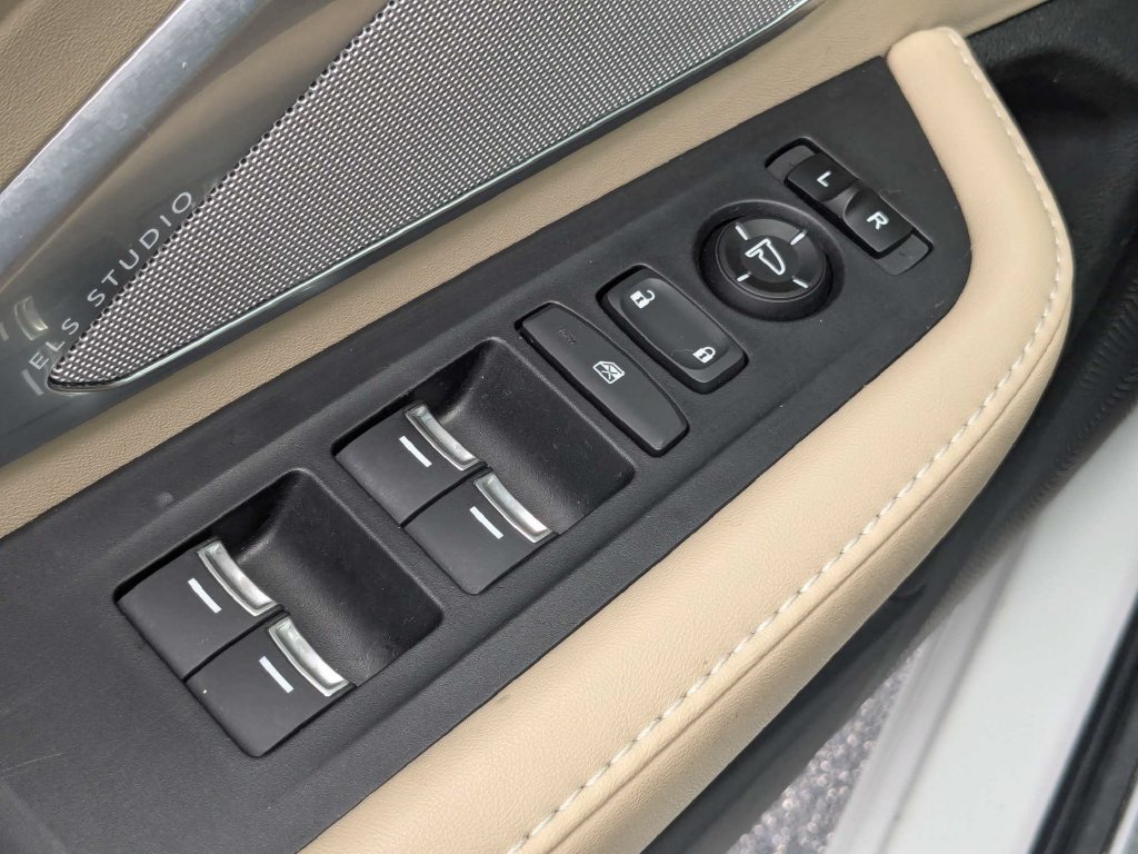 Used 2021 Acura RDX w/ Technology Package FWD image 29