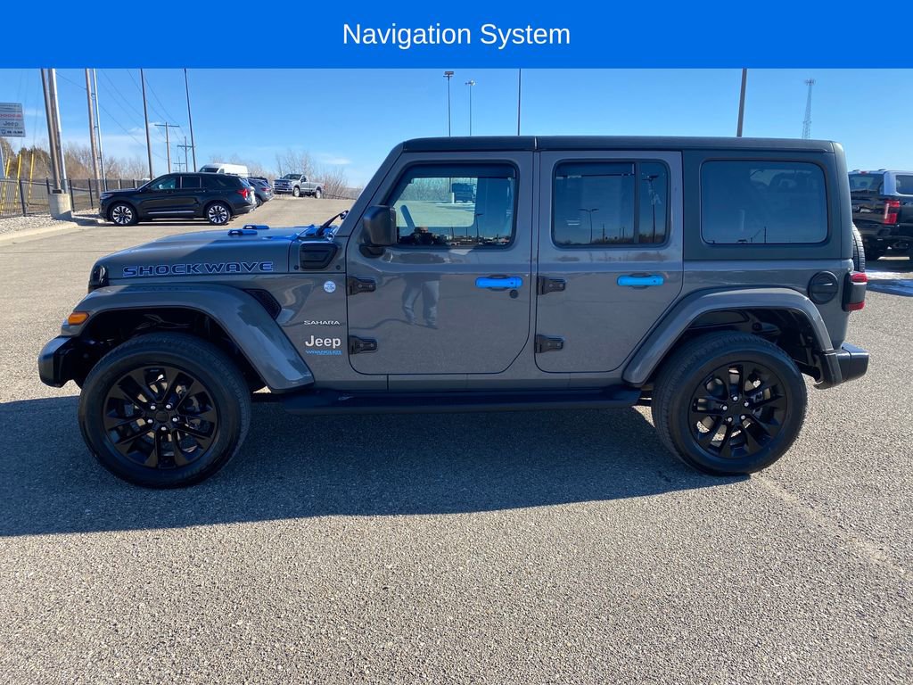 Used 2022 Jeep Wrangler Unlimited Sahara AWD/4WD image 3