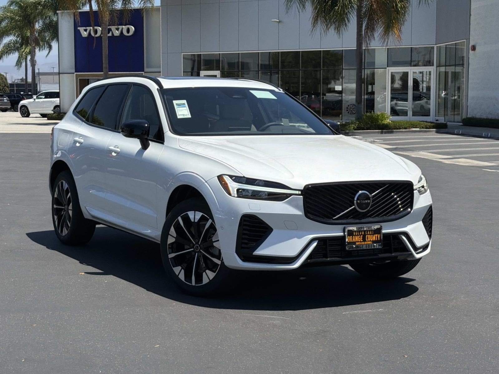 New 2026 Volvo XC60 T8 Plus w/ Protection Package Premier