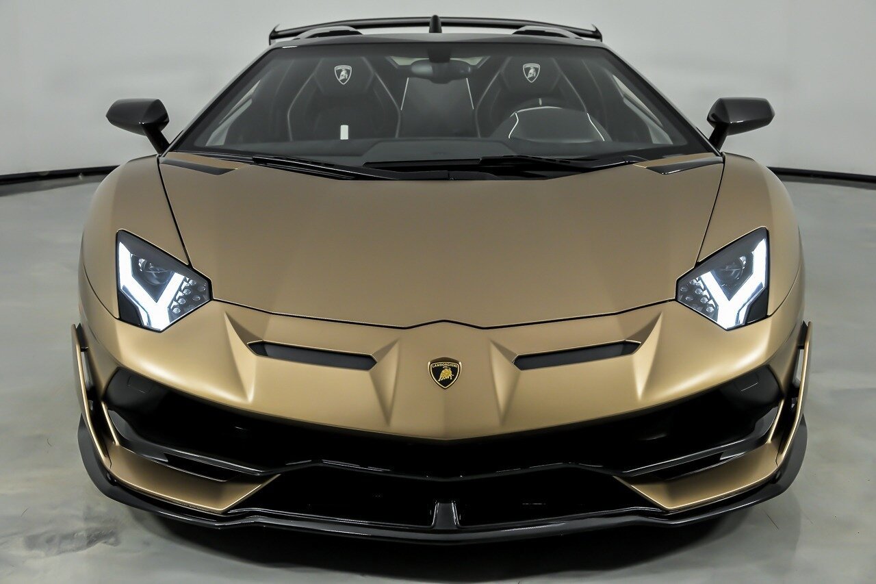 Used 2021 Lamborghini Aventador SVJ AWD/4WD image 6