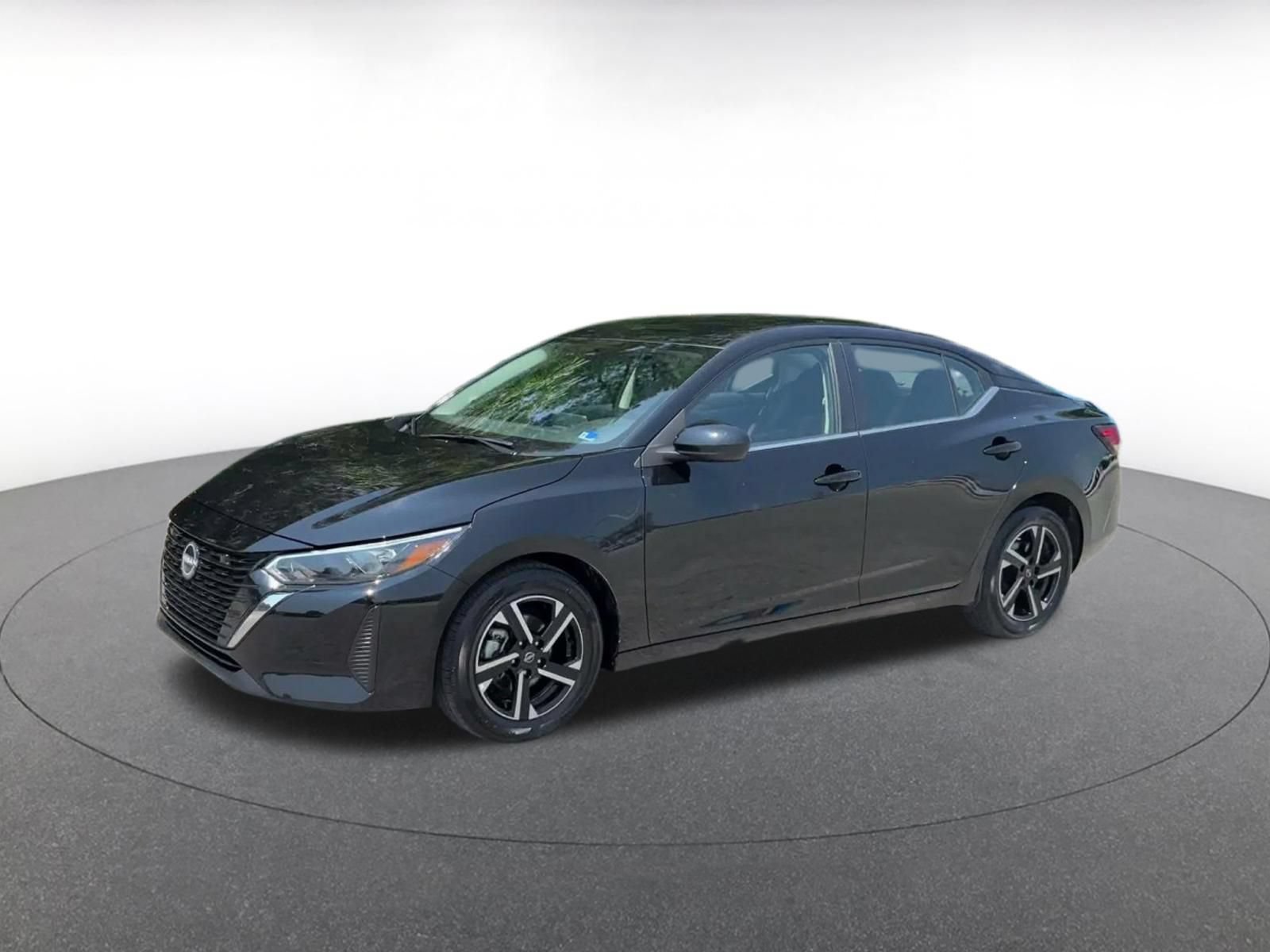 Used 2025 Nissan Sentra SV FWD image 6