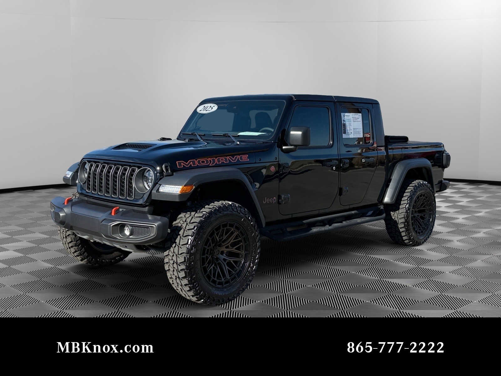 Used 2025 Jeep Gladiator Mojave w/ Convenience Group video 1