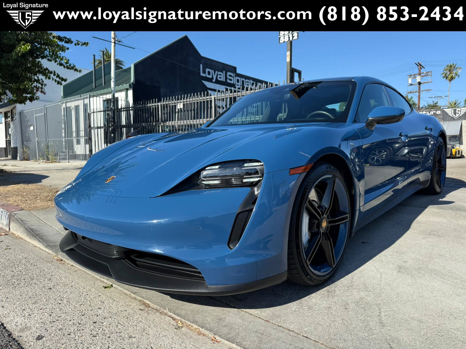 Used 2022 Porsche Taycan RWD image 3