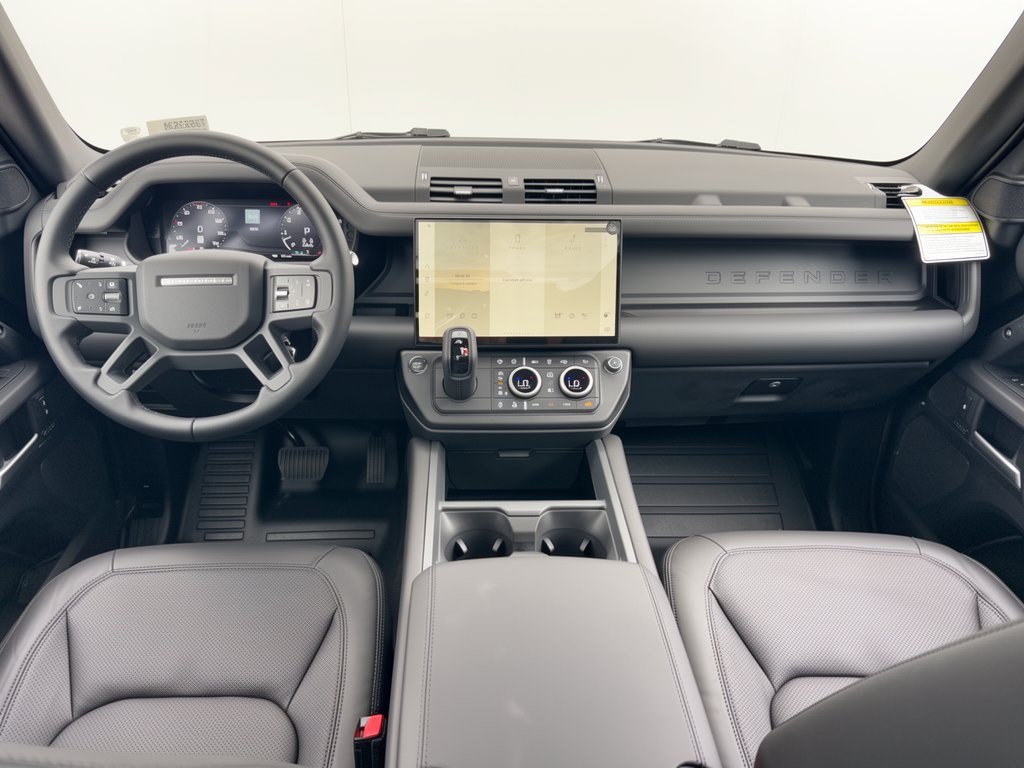 New 2026 Land Rover Defender 130 X-Dynamic SE AWD/4WD image 17