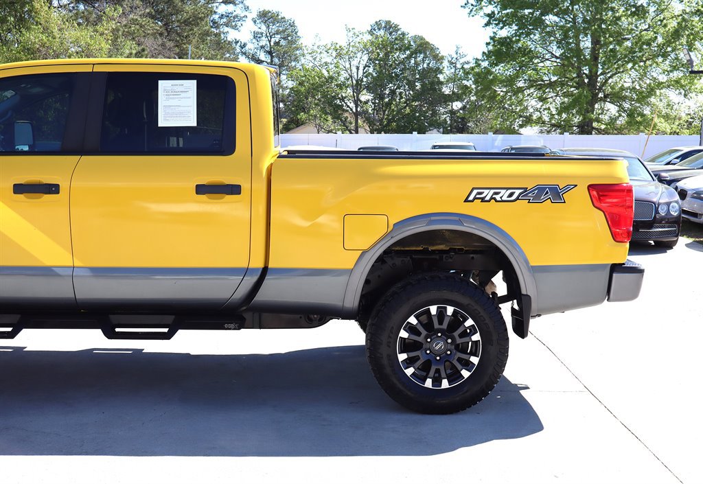 Used 2016 Nissan Titan PRO-4X AWD/4WD image 6