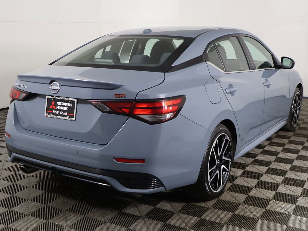 Used 2024 Nissan Sentra SR FWD image 9