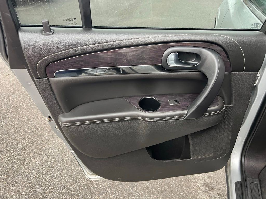 Used 2015 Buick Enclave Leather AWD/4WD image 17