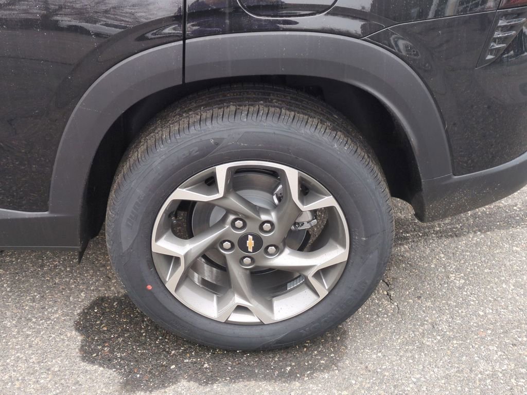 New 2026 Chevrolet Trax LT w/ Driver Confidence Package image 25