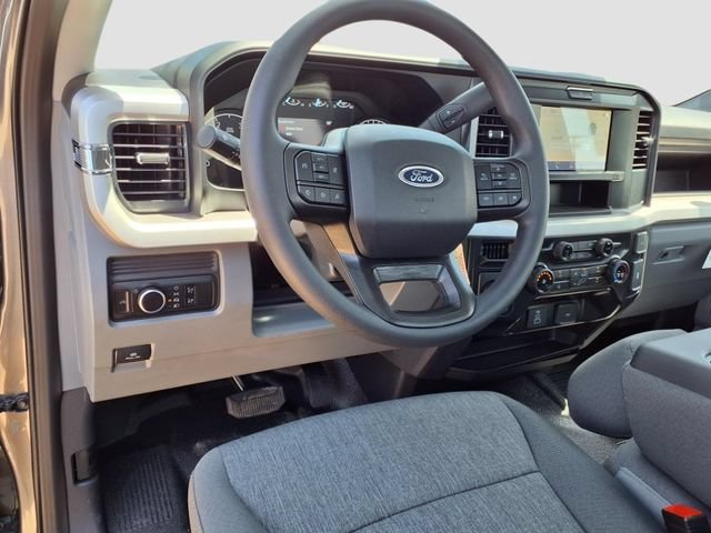 New 2025 Ford F250 XL RWD image 9