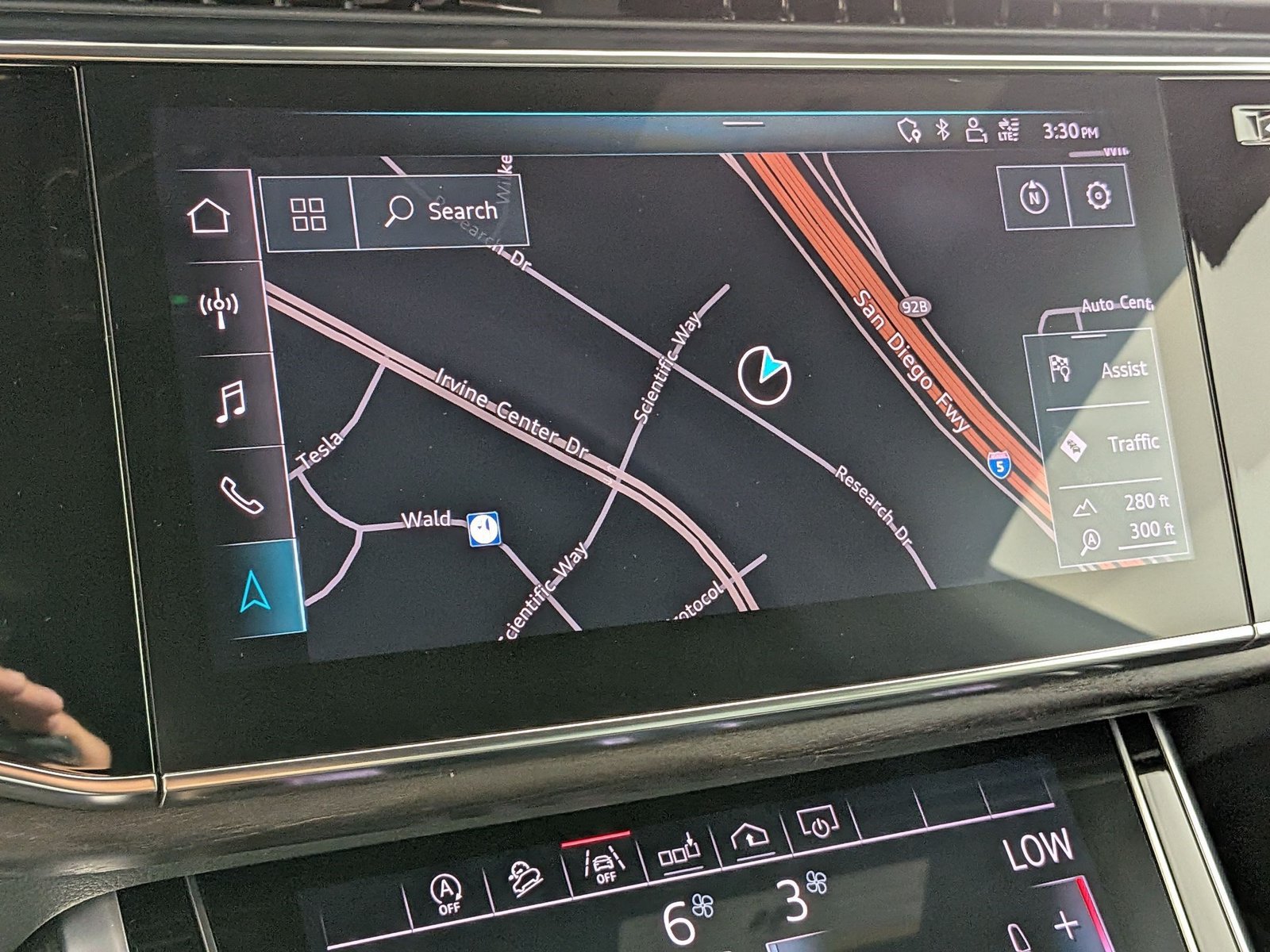 Used 2019 Audi Q8 Premium Plus AWD/4WD image 18
