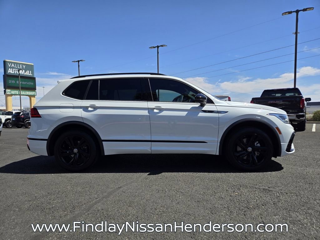 Used 2023 Volkswagen Tiguan SE R-Line FWD image 7