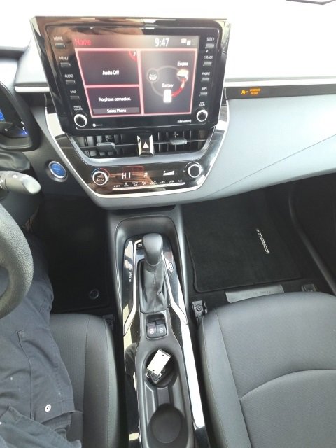 Used 2022 Toyota Corolla LE image 11