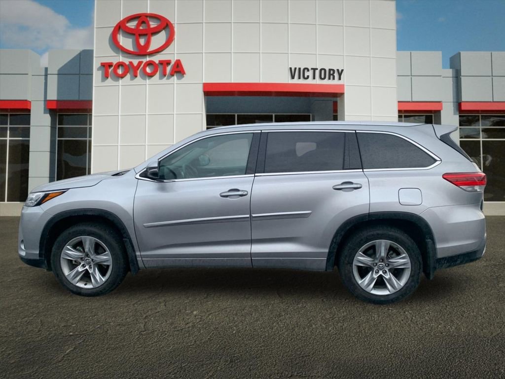 Used 2018 Toyota Highlander Limited image 5
