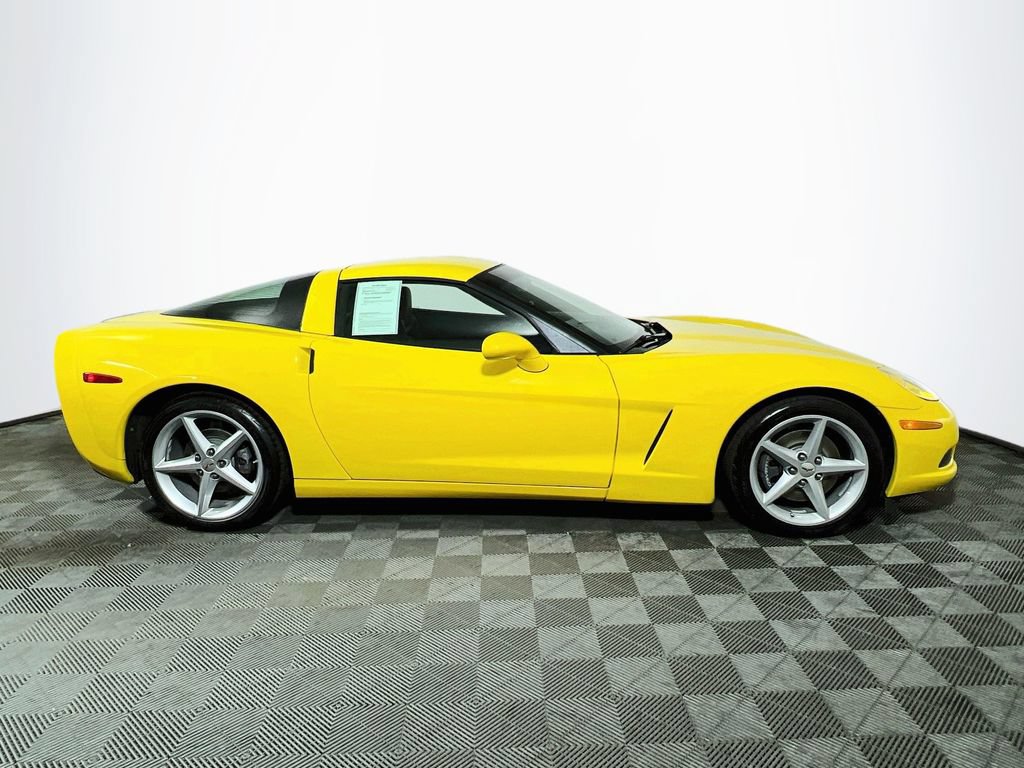 Used 2013 Chevrolet Corvette Coupe RWD image 8