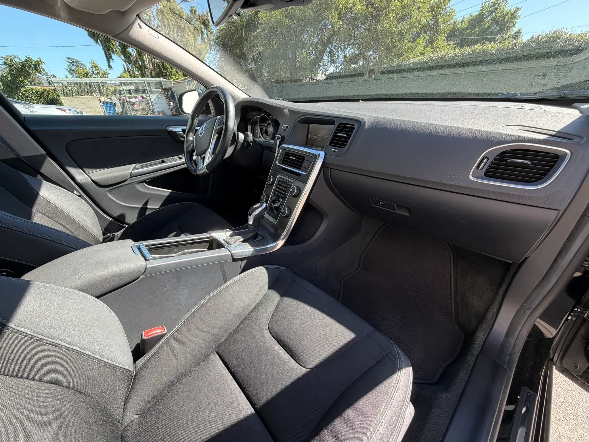 Used 2014 Volvo S60 T5 FWD image 26