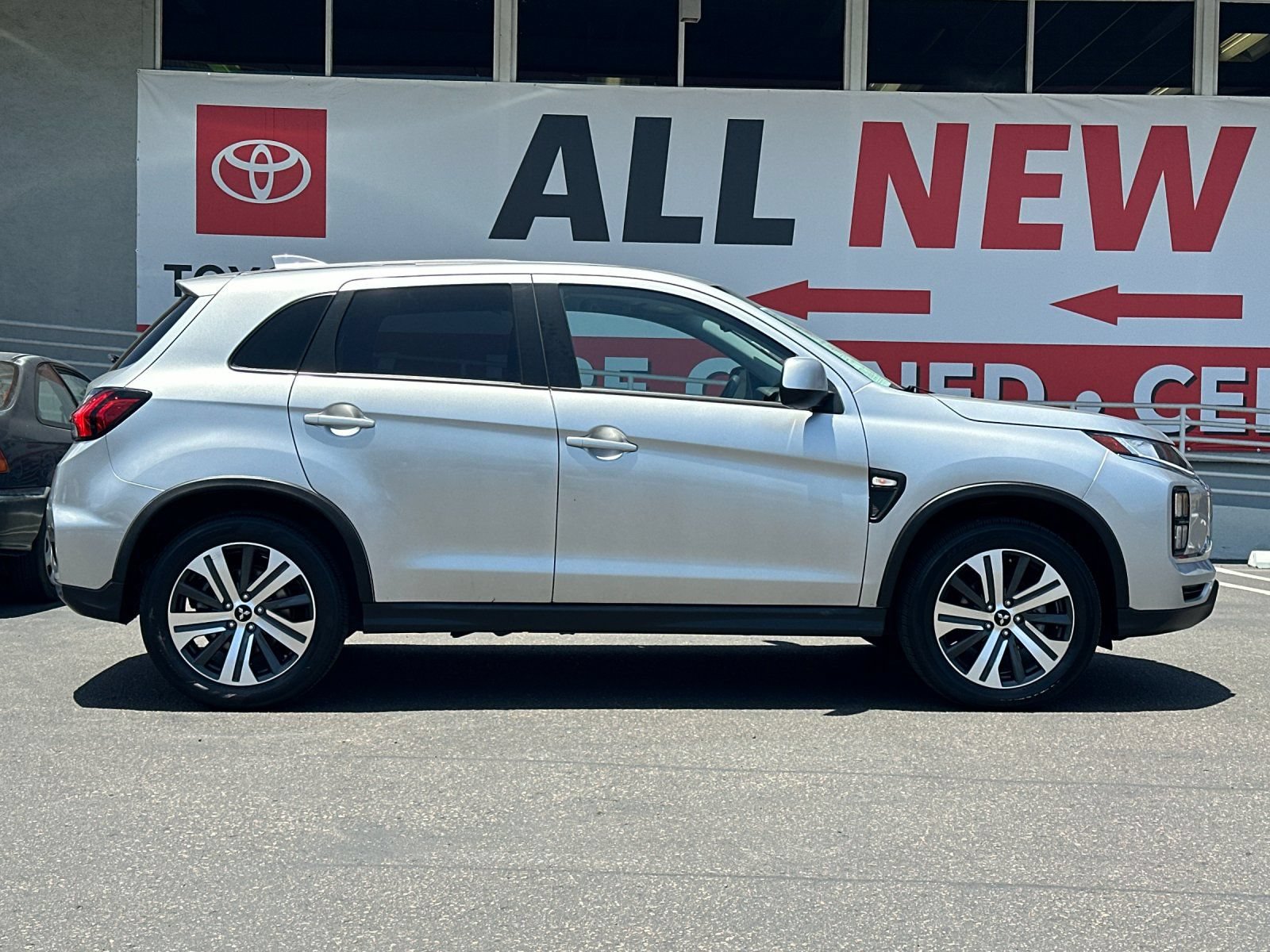 Used 2024 Mitsubishi Outlander Sport ES AWD/4WD image 6