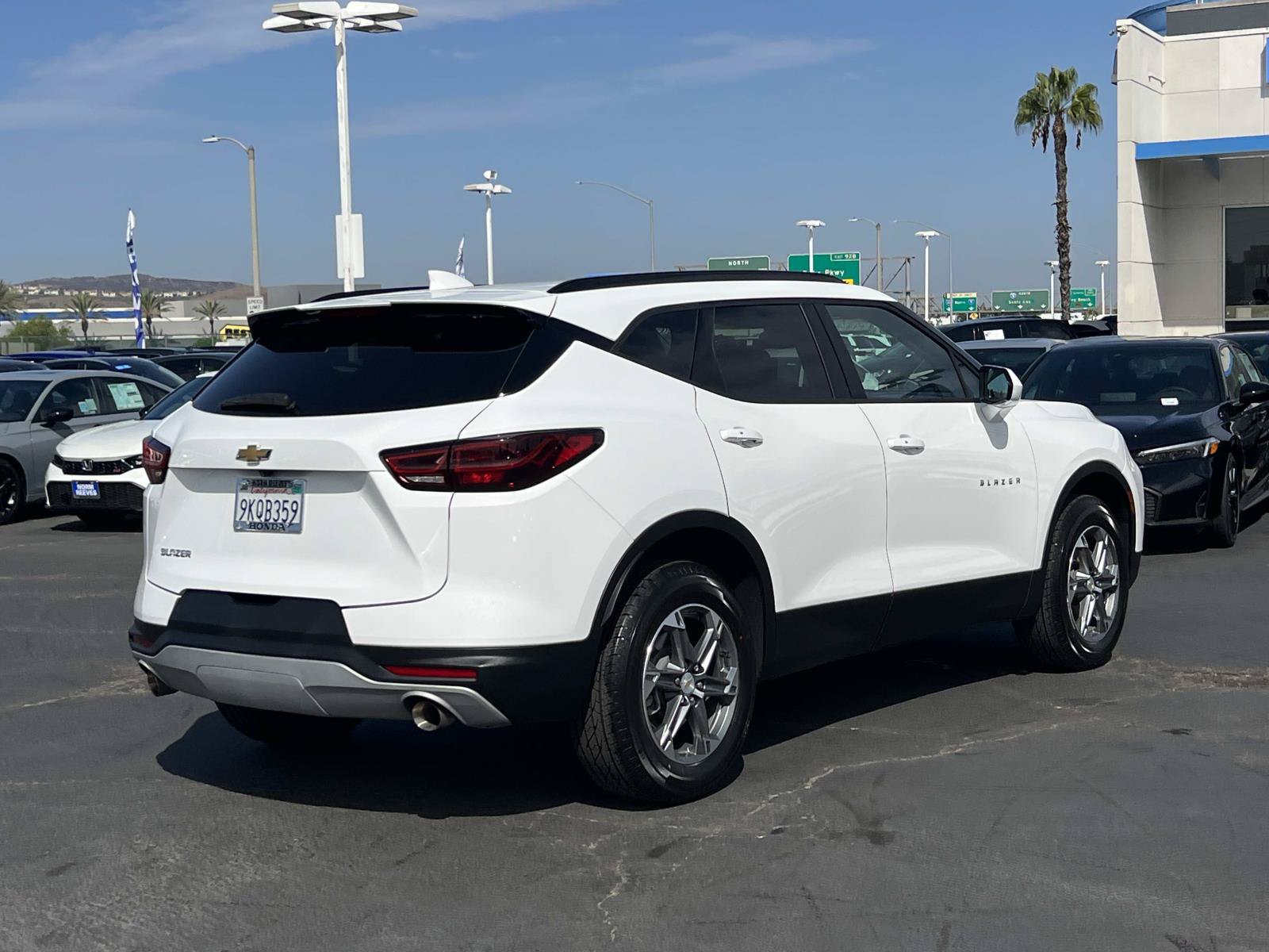 Used 2024 Chevrolet Blazer LT w/ Convenience Package FWD image 24