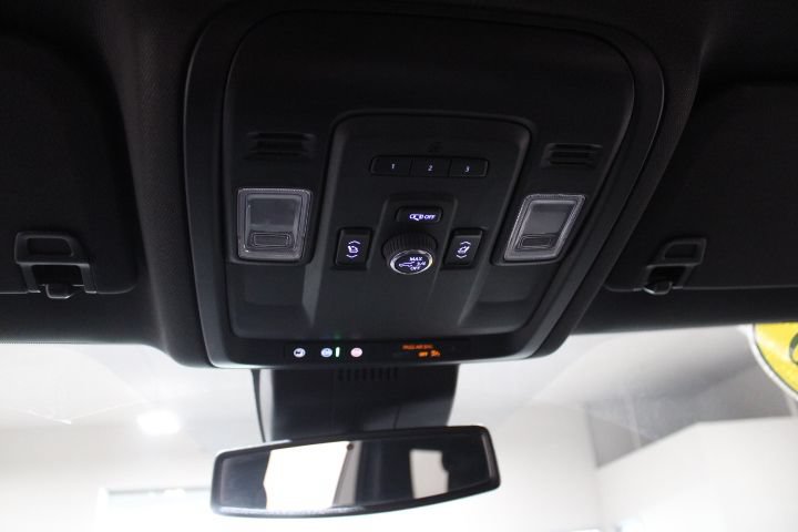 Used 2023 Chevrolet Tahoe RST w/ Luxury Package AWD/4WD image 42