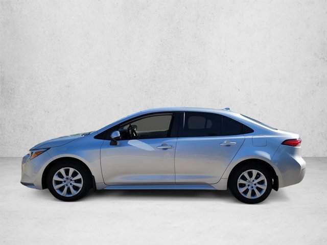 Used 2025 Toyota Corolla LE FWD image 9