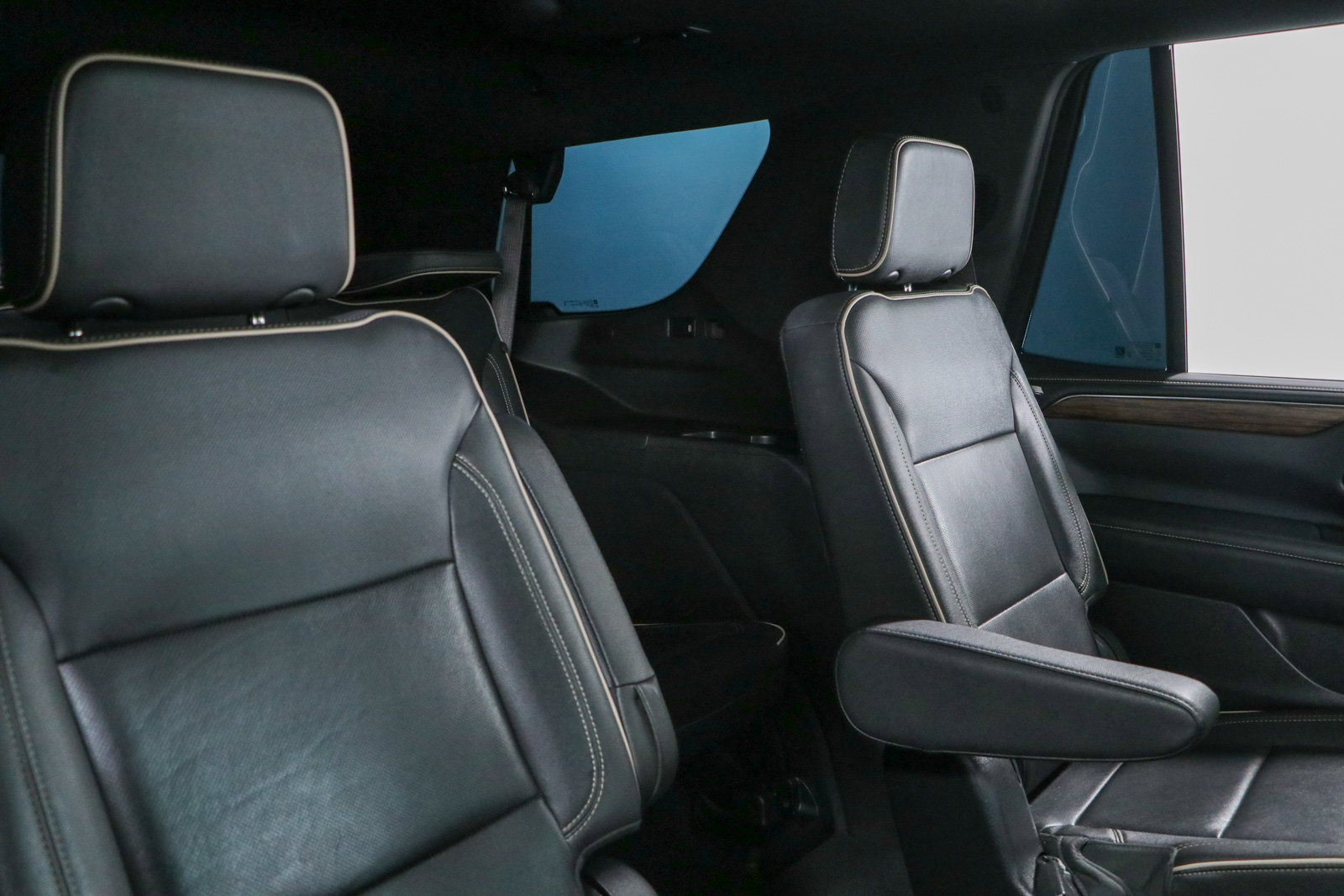 Used 2022 Chevrolet Tahoe Premier RWD image 33