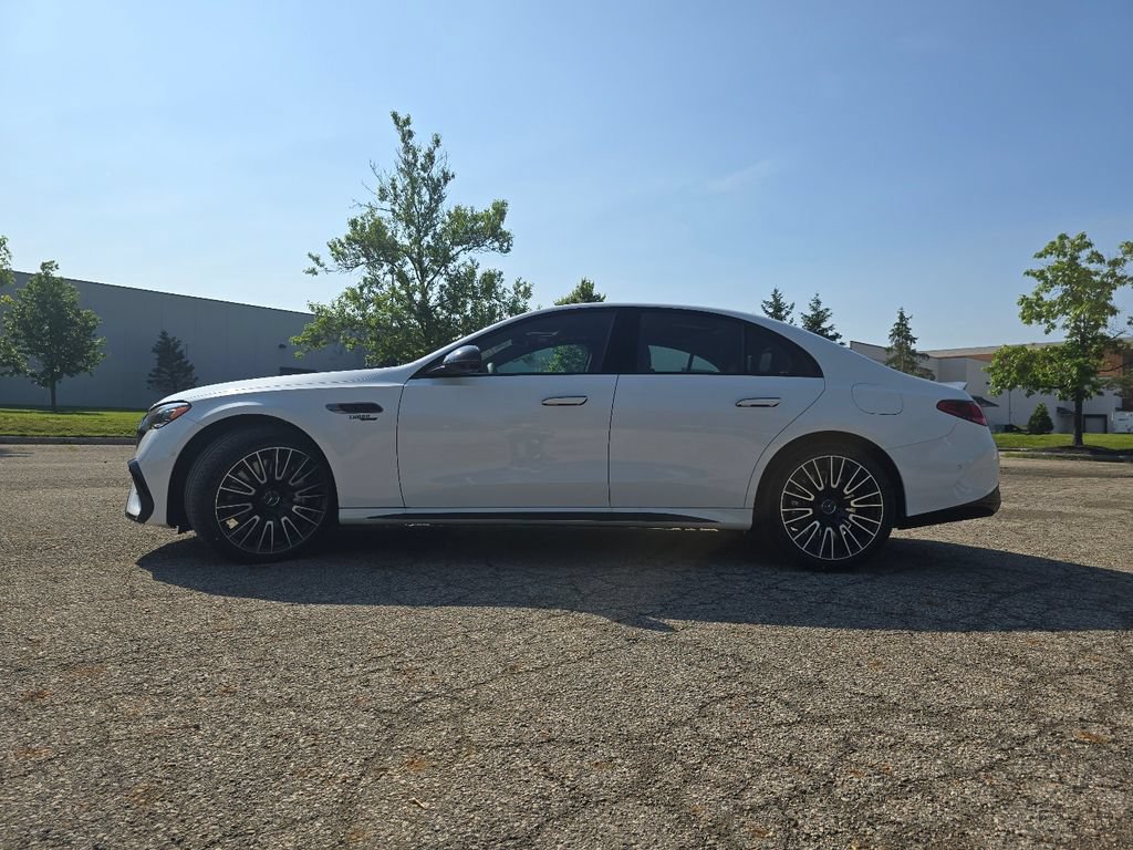 New 2026 Mercedes-Benz E 53 AMG e 4MATIC Sedan image 14