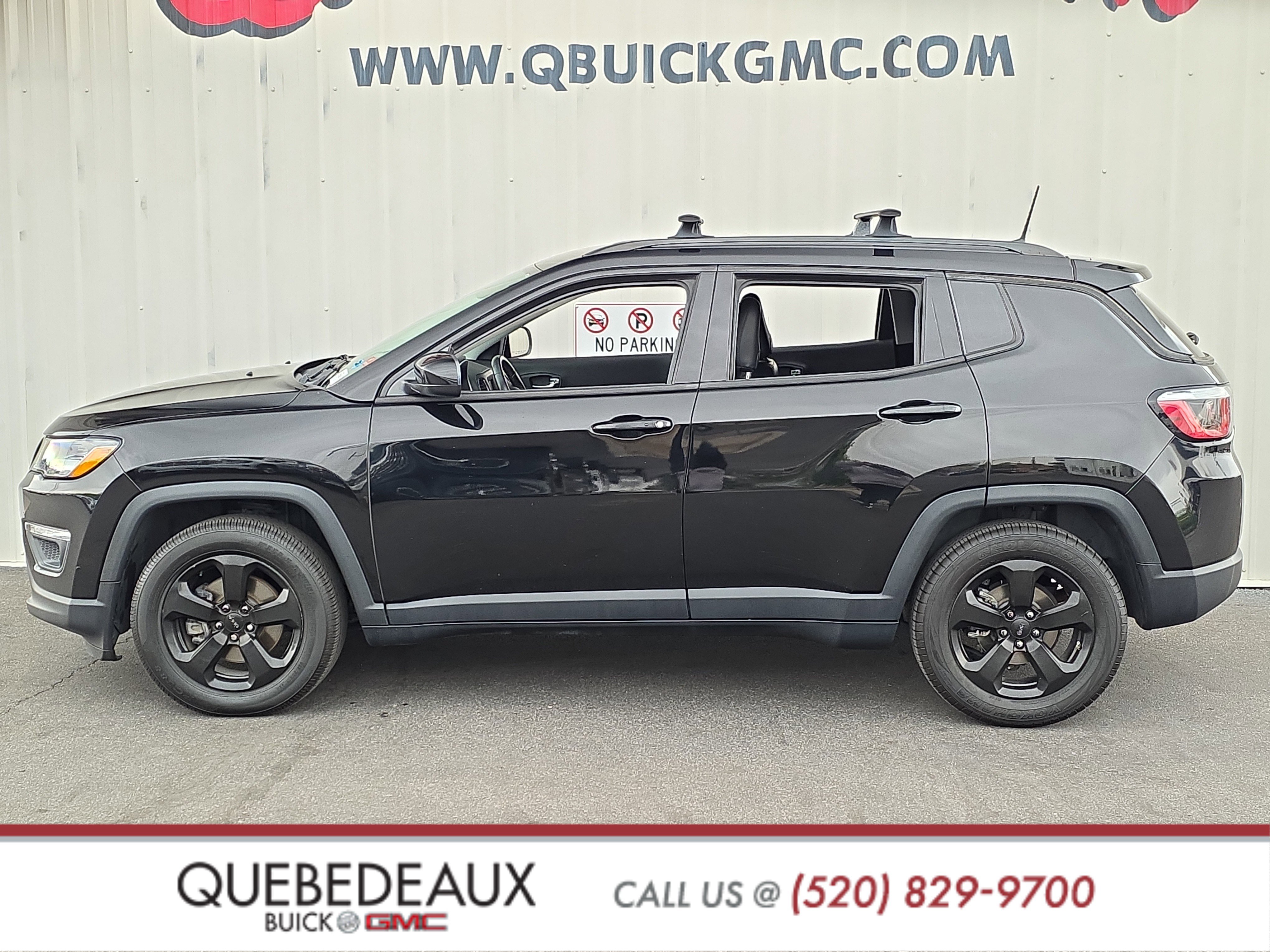 Used 2019 Jeep Compass Latitude w/ Popular Equipment Group FWD image 4