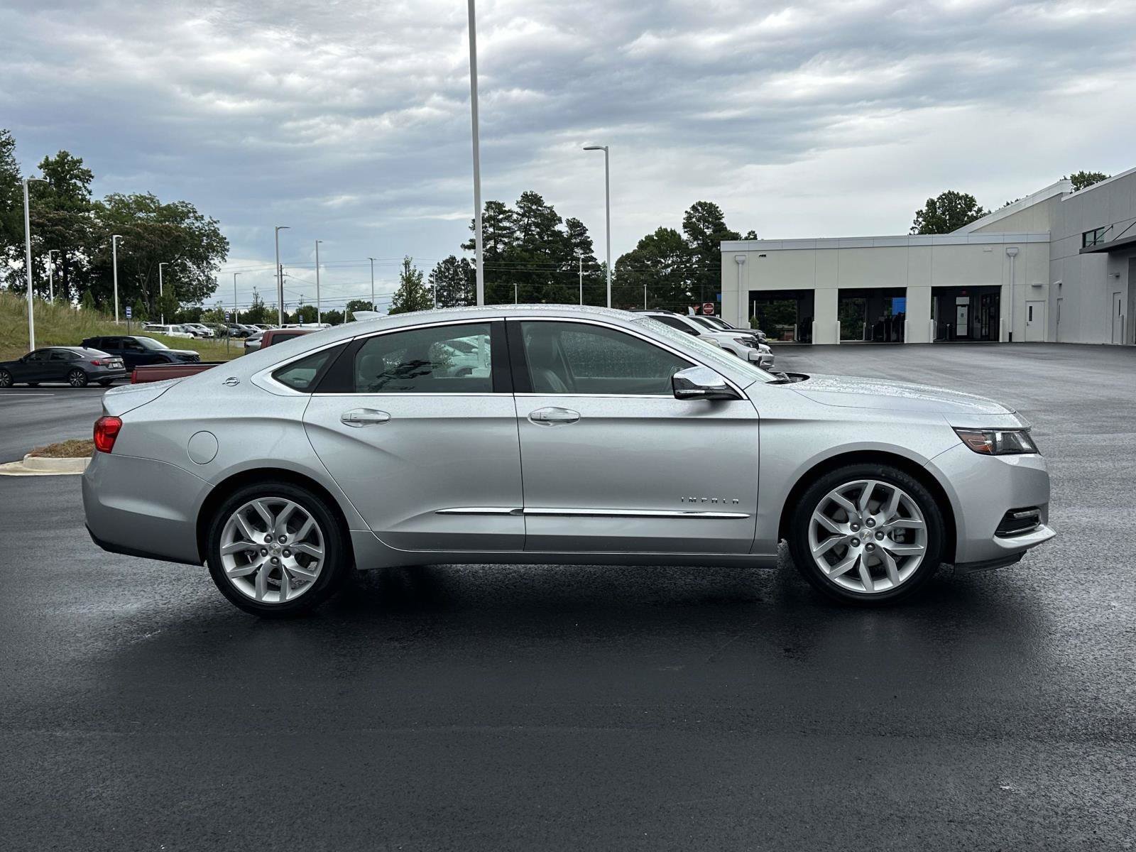 Used 2016 Chevrolet Impala LTZ FWD image 26