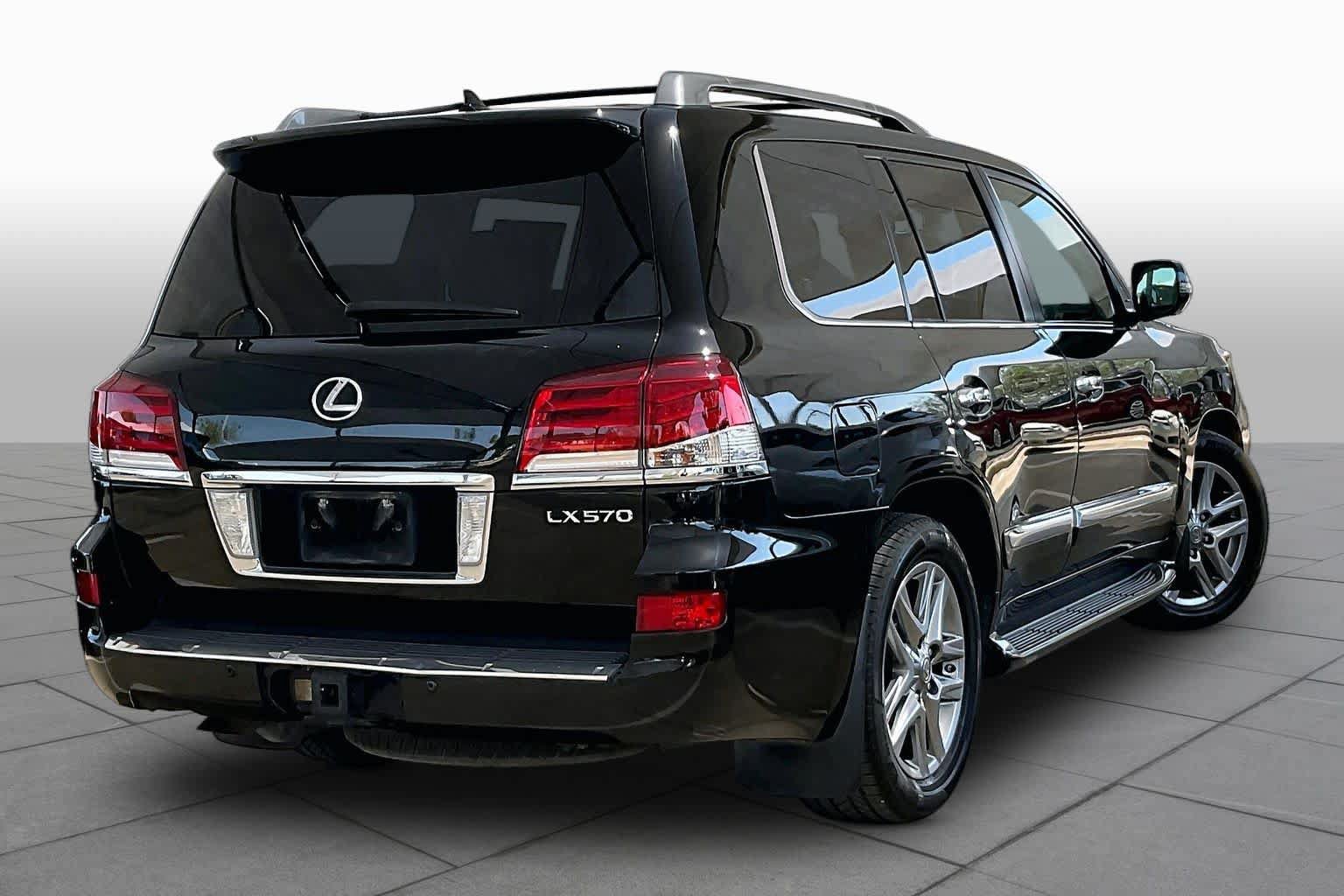 Used 2015 Lexus LX 570 4WD image 13